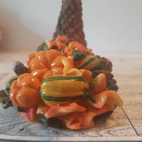 K's Collection Thanksgiving Cornucopia Pumpkin Gourds Grapes 3 1/2" tall - Picture 9 of 9